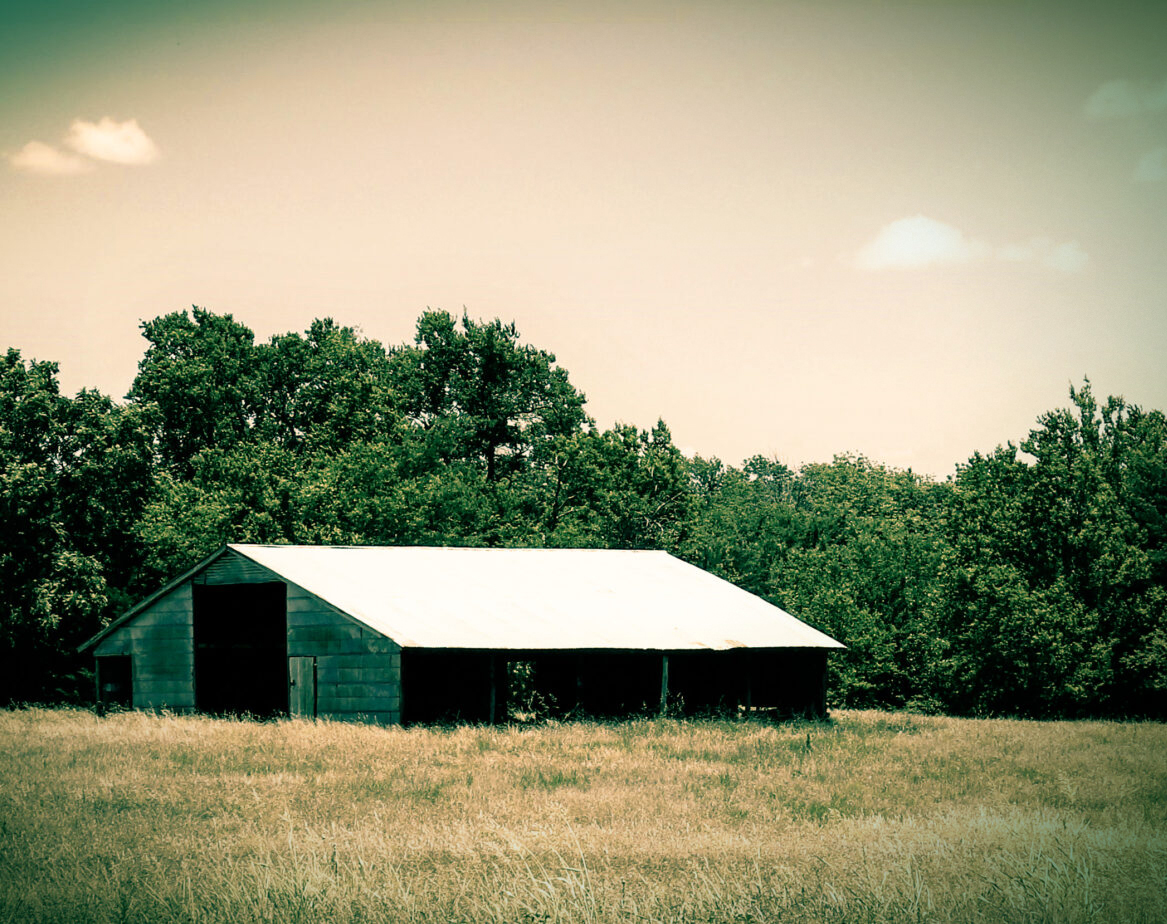 barn_edited-2048x924